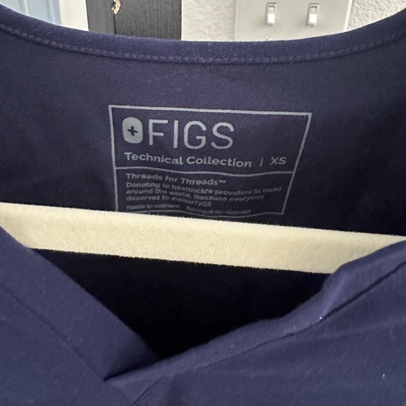 Figs scrubs set - Picture 4 of 4